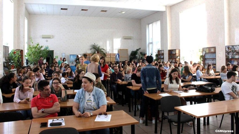 У ЧНУ презентували телепроект про успішних миколаївців