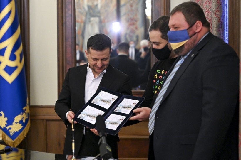 25-річчя антарктичної станції «Академік Вернадський»: уперше в історії Президент поспілкувався з українськими полярниками в режимі реального часу та вручив державні нагороди