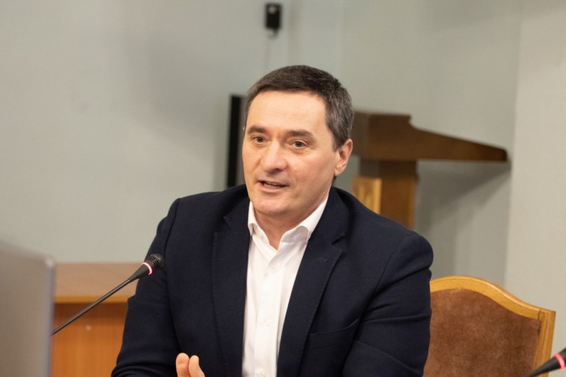 Сергій Шкарлет зустрівся з учителями початкових класів, які успішно склали сертифікацію у 2022 році