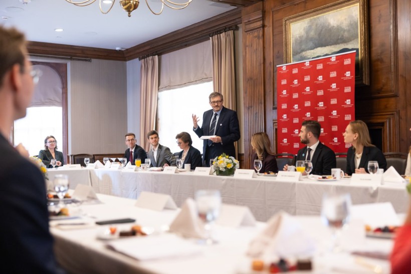 Гарвардський університет підтримує Глобальну коаліцію українських студій