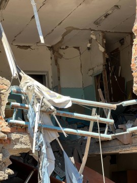 Сергій Шкарлет відвідав пошкоджені і зруйновані заклади освіти у Миколаєві