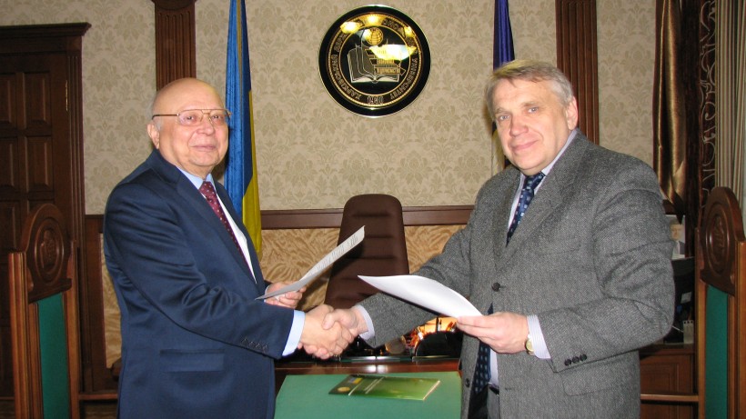 ХНЕУ ім. Семена Кузнеця уклав договір про співробітництво з Національною службою посередництва і примирення в Харківській області