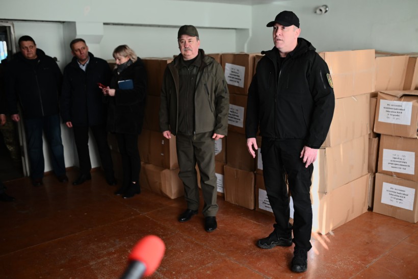 До закладів освіти Черкаської області передано 3 тис. рюкзаків із канцелярським приладдям від UNICEF