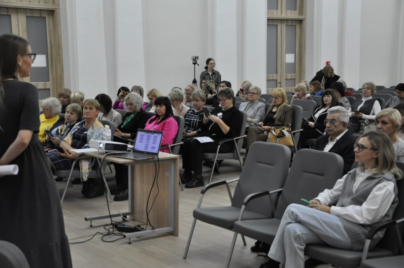 Зустріч заступниці міністра освіти і науки України Євгенії Смірнової з «Асоціацією працівників дошкільної освіти»