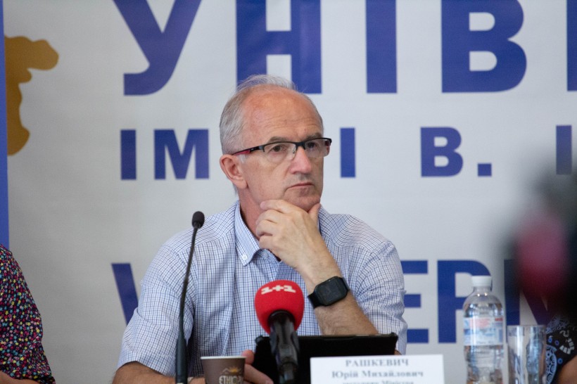 Вступ без ЗНО, паспорта та атестата – для жителів окупованих територій запрацювали освітні центри «Крим-Україна» та «Донбас-Україна»