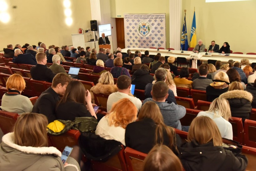 Олег Шаров відвідав заклади фахової передвищої та вищої освіти Черкащини