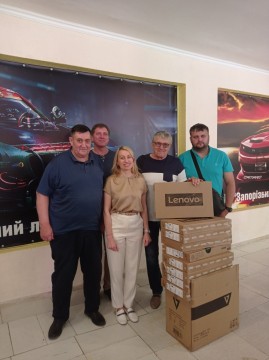 Освітяни Запорізької області отримали понад 400 ноутбуків від ЮНІСЕФ