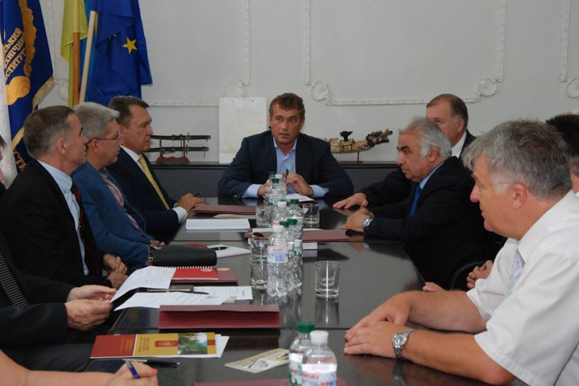 Представники бізнесу проведуть експертизу 13 наукових проектів ХПІ