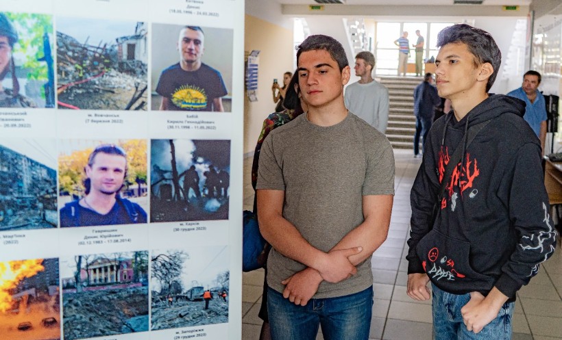 У ДНУ відкрили Галерею пошани і пам’яті Захисників України