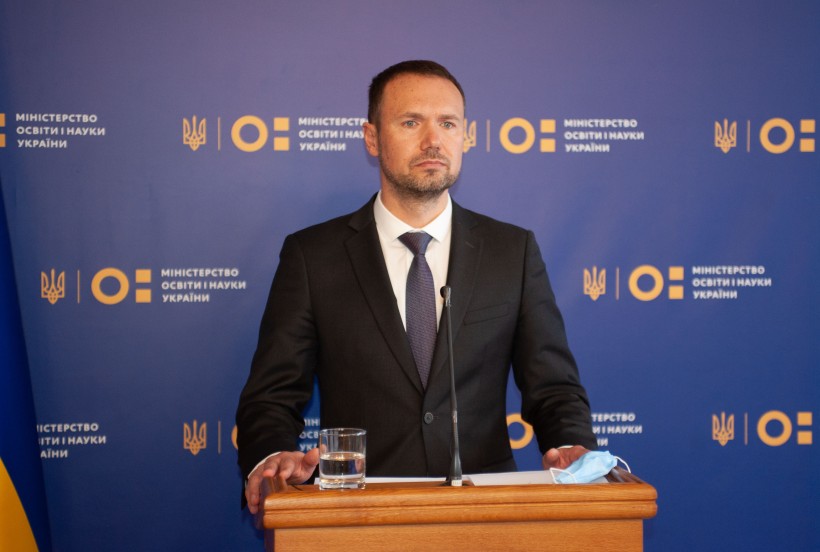 Україна гідно долає виклики COVID-19 завдяки вчителям, викладачам, учням та їхнім батькам, – Сергій Шкарлет під час онлайн-брифінгу про 100 днів роботи на посаді очільника МОН
