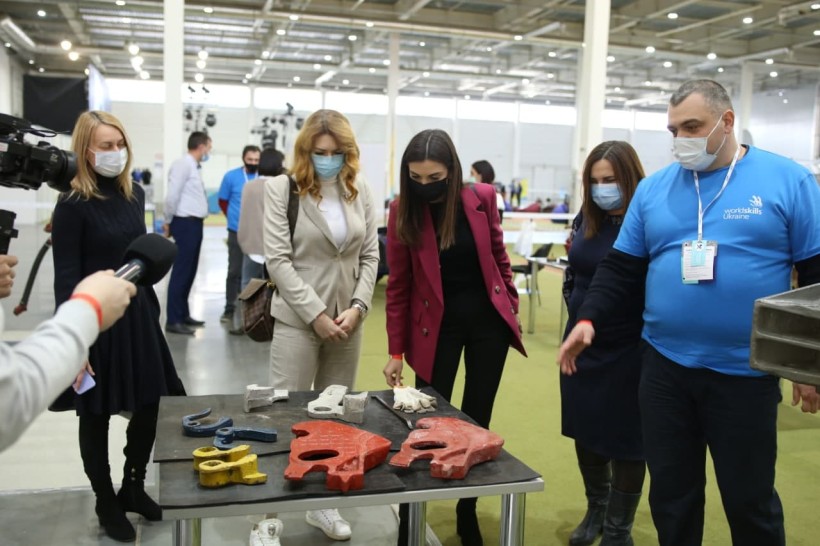 На проведення фіналу WorldSkills Ukraine закладено понад 1 млн гривень – Олександр Костюченко під час відвідання конкурсу в Запоріжжі