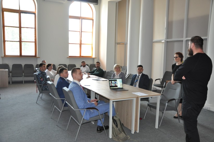 У МОН відбувся круглий стіл «Стипендіати: досвід, реалії, можливості»