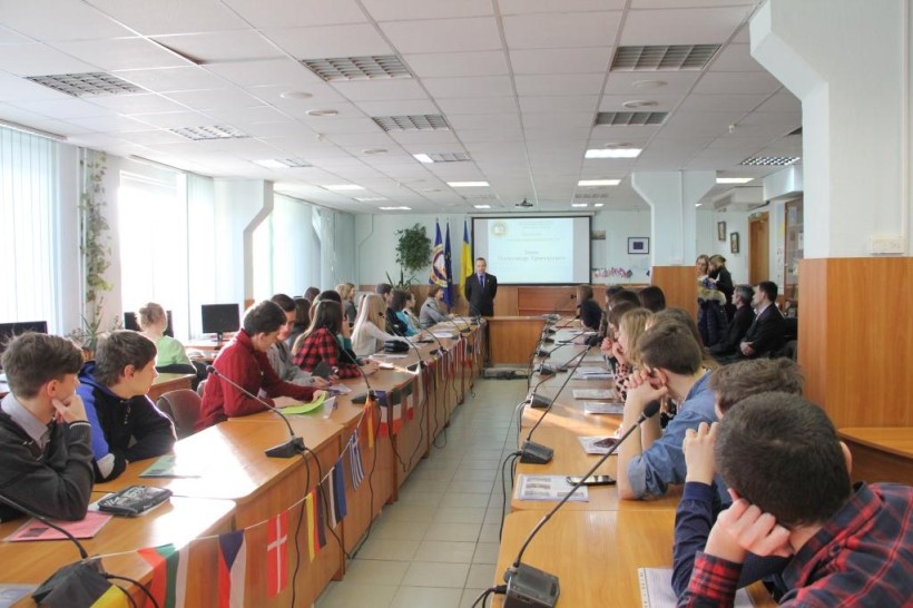 Підсумки роботи профільних зимових шкіл для учнів 10-11 класів загальноосвітніх навчальних закладів у ХНЕУ ім. С. Кузнеця