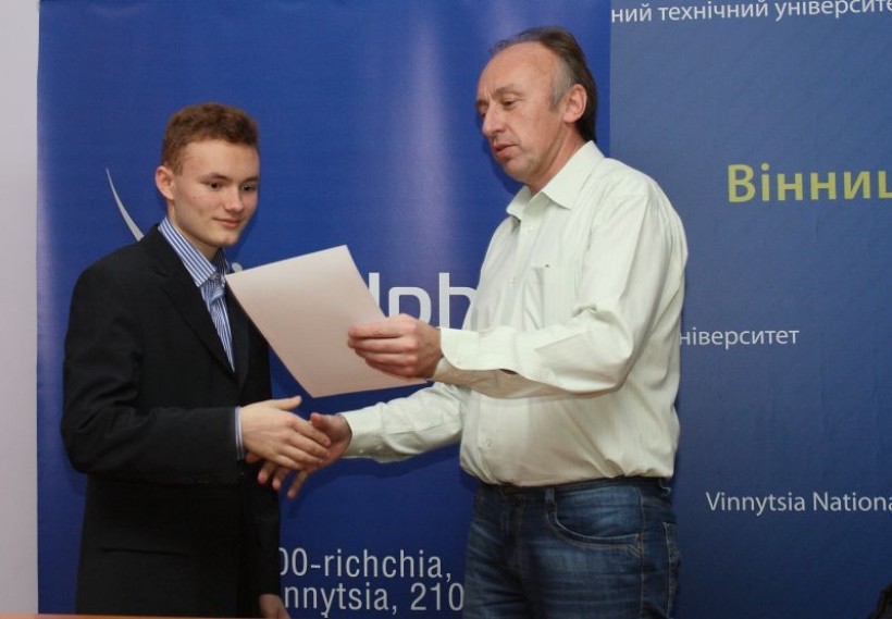 Олімпіада з програмування та IT-технологій від компанії Delphi