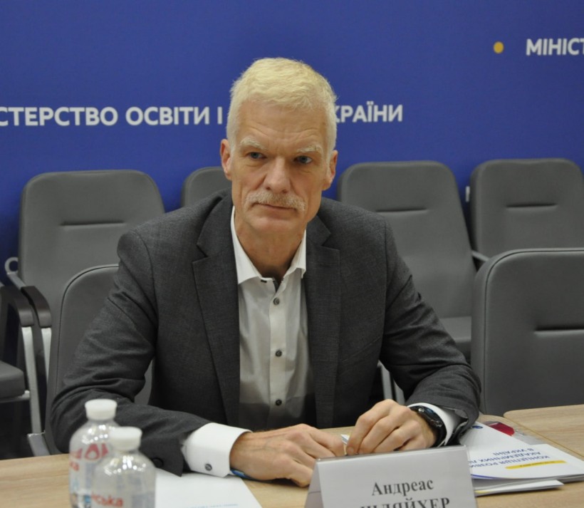 МОН підписало план спільних дій з OECD щодо впровадження реформи профільної середньої освіти