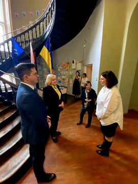 Віра Рогова зустрілася з українськими вчителями у Польщі
