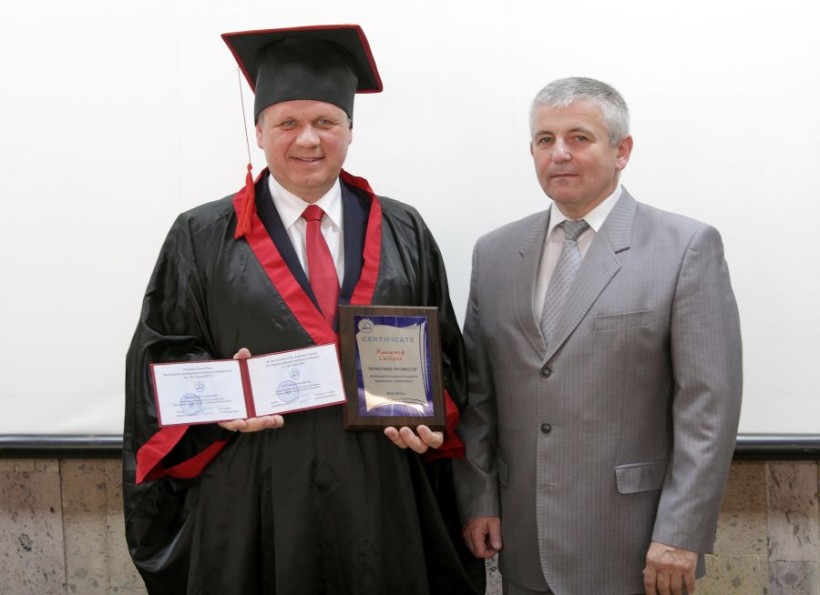Генеральний консул Республіки Польща у Вінниці Кшиштоф Свідерек став почесним професором ВНТУ