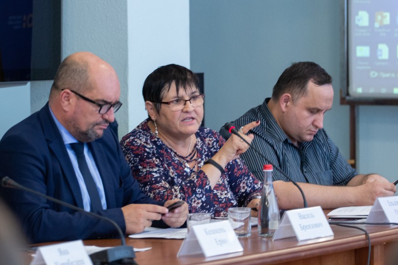 МОН та угорська громада продовжать консультації щодо імплементації мовної статті Закону «Про освіту»