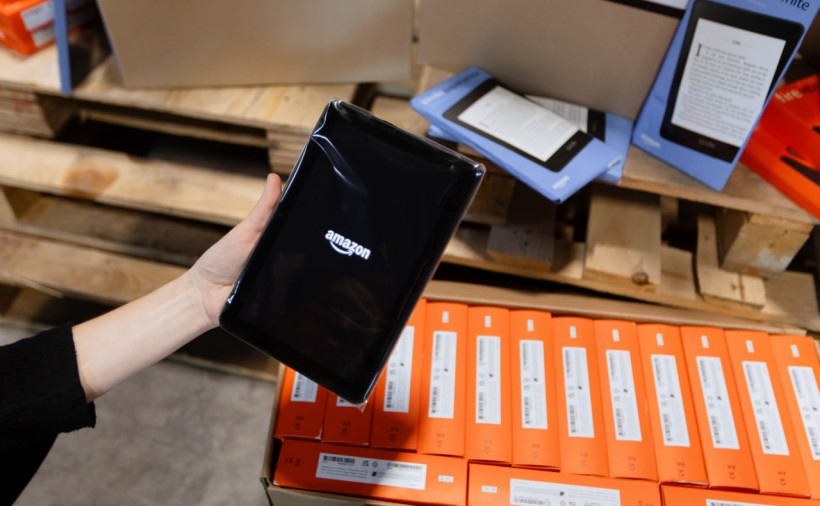 Майже 6 000 гаджетів для українських школярів від Amazon