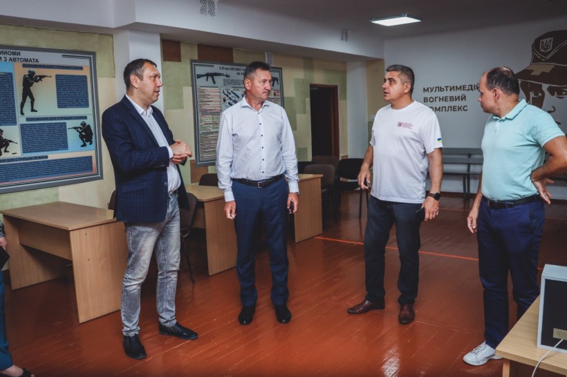 Держсекретар МОН України оглянув укриття закладів освіти Волині та обговорив підготовку до навчального року з їхніми колективами