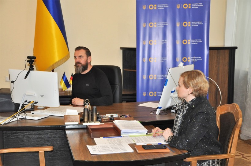 Оксен Лісовий, міністр освіти і науки України, провів зустріч із федеральним міністром освіти та наукових досліджень Німеччини пані Беттіною Штарк-Ватцінгер