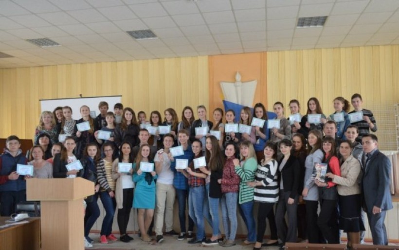 Лідери учнівського самоврядування Вінниччини навчались в Академії управлінської майстерності
