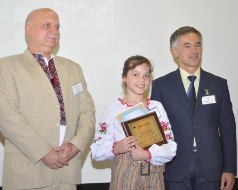 Шестикласниця з Дніпропетровщини увійшла до трійки лідерів Всеукраїнської першості кінорежисерів