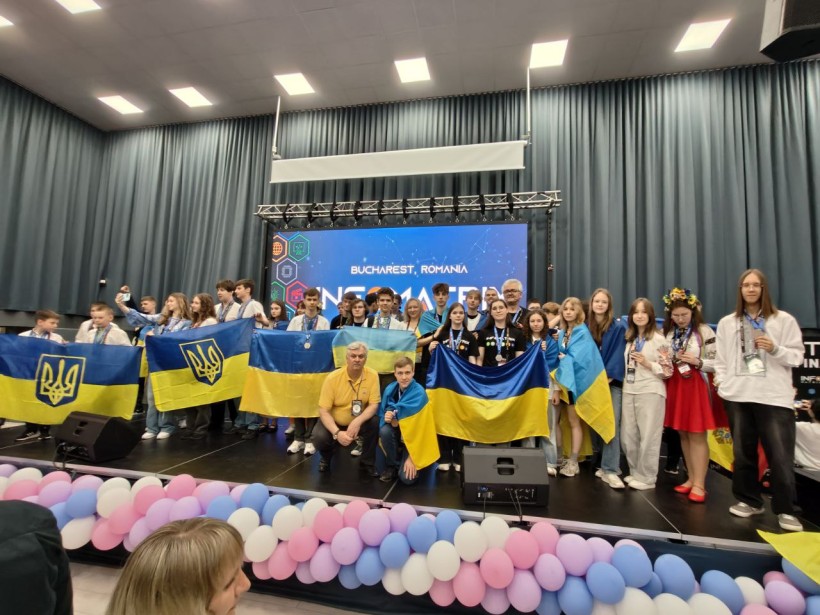 Команда України знову успішно виступила на Міжнародному конкурсі комп’ютерних проєктів «INFOMATRIX – 2025»