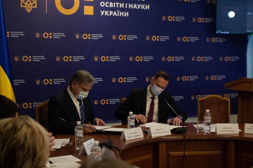 Підписано Програму спільної діяльності МОН та НАПН на 2021-2023 роки
