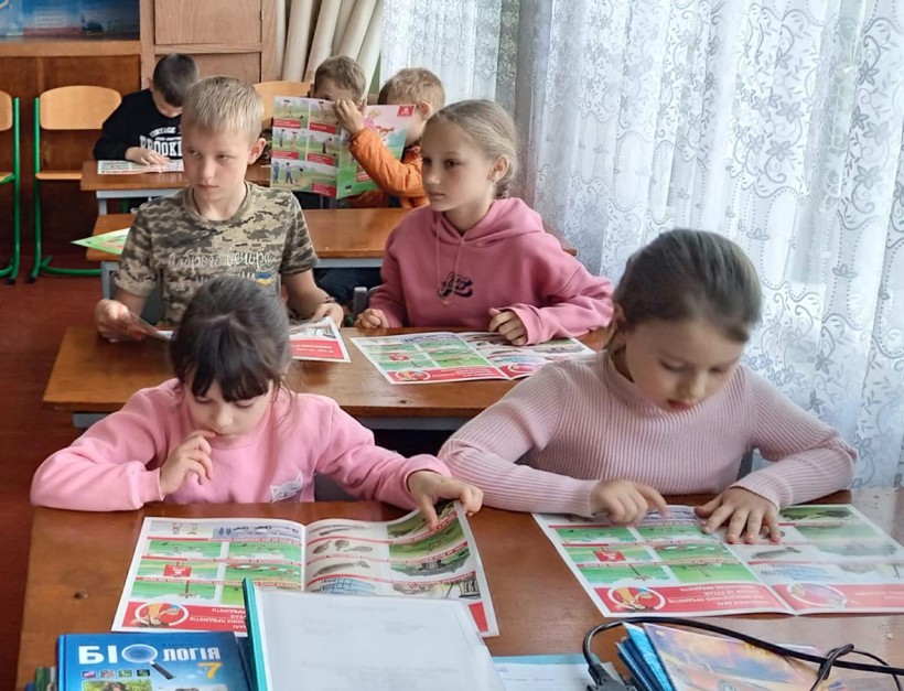 Учні Київщини та Чернігівщини навчались правил мінної безпеки