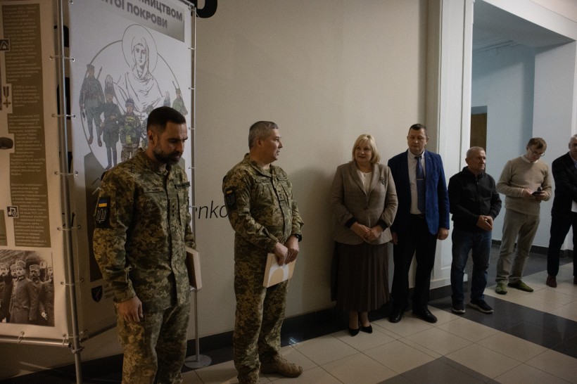 У МОН презентували виставковий мобільний проєкт «Під заступництвом Святої Покрови»