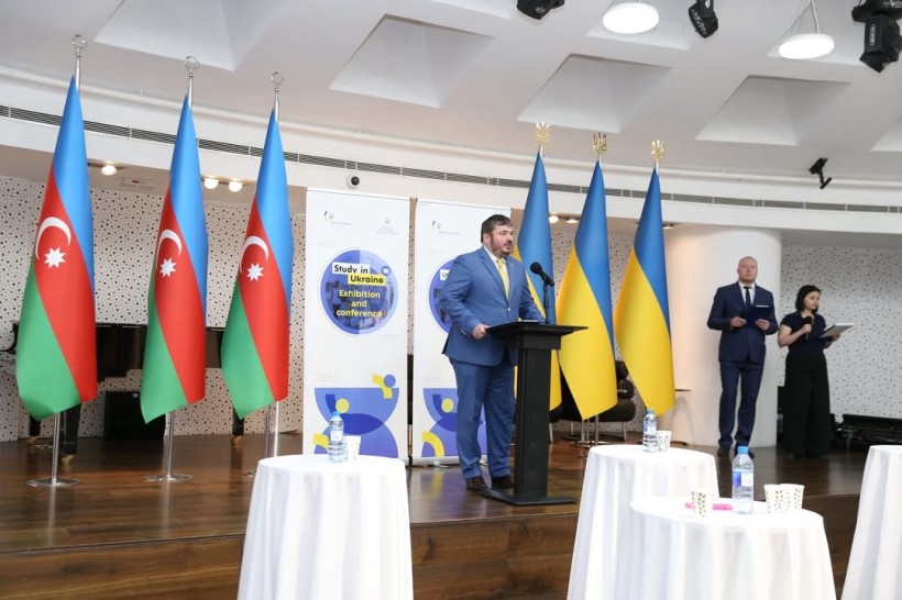 Виставка український університетів в Азербайджані: презентація можливостей української вищої освіти для іноземних вступників