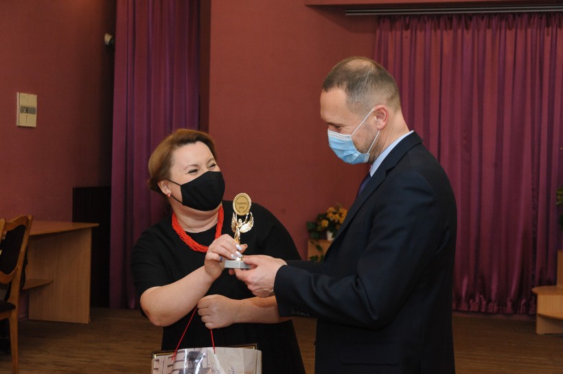 МОН підтримує розвиток державно-приватного партнерства у сфері позашкільної освіти, – Сергій Шкарлет