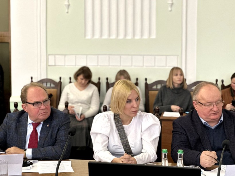 В Умані обговорили вплив війни рф проти України на результати навчання