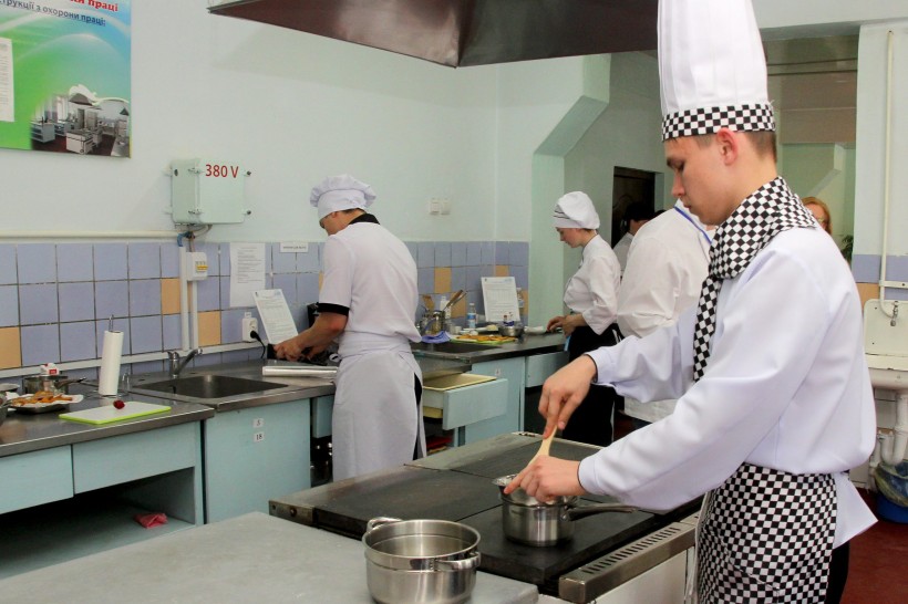 У Дніпрі завершився конкурс фахової майстерності серед учнів-кухарів