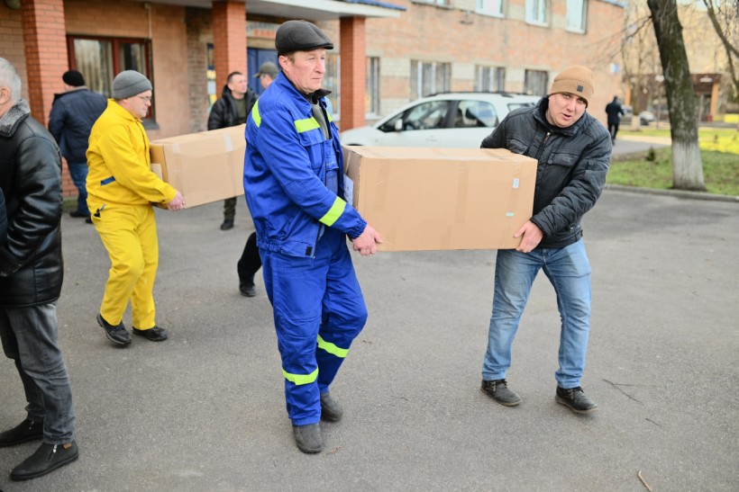 До закладів освіти Черкаської області передано 3 тис. рюкзаків із канцелярським приладдям від UNICEF