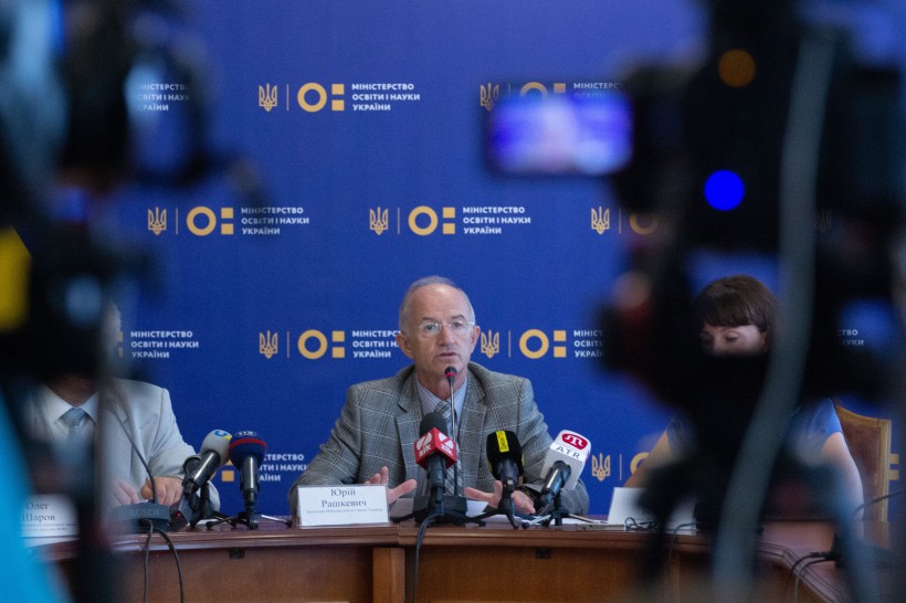 МОН назвало ТОП-5 найпопулярніших спеціальностей та вишів за підсумками подання мільйону заяв вступників