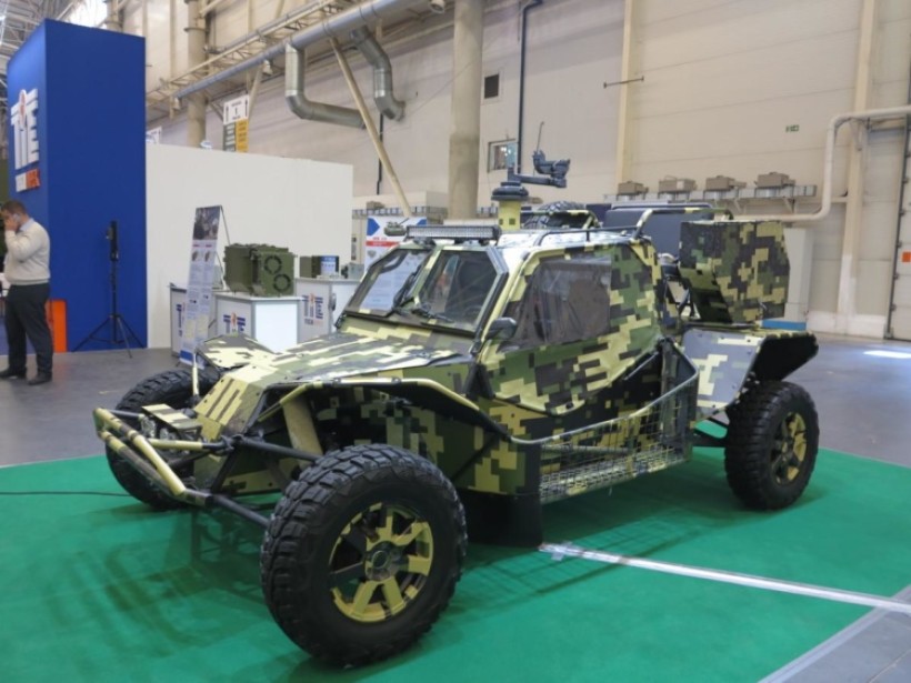 Науковці та студенти ВНТУ розробили автомобіль для війська