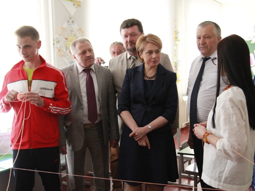 Лілія Гриневич: Дітей, яких зі звичайних шкіл починають підвозити в опорні з поглибленим вивченням предметів, мають адаптувати