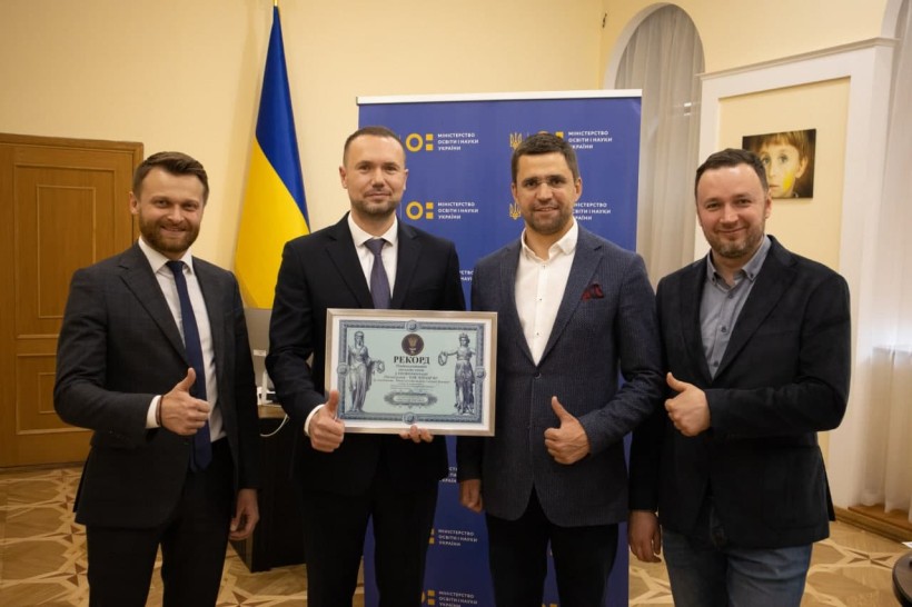 Обери професію своєї мрії: в Україні відбувся наймасовіший урок у прямому ефірі