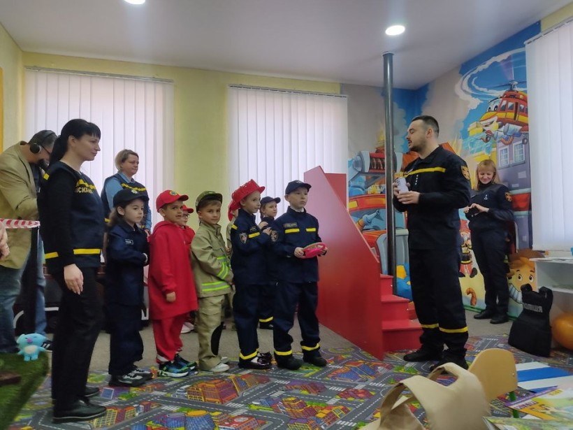 У Житомирі відкрито клас безпеки на базі пожежно-рятувальної частини ДСНС
