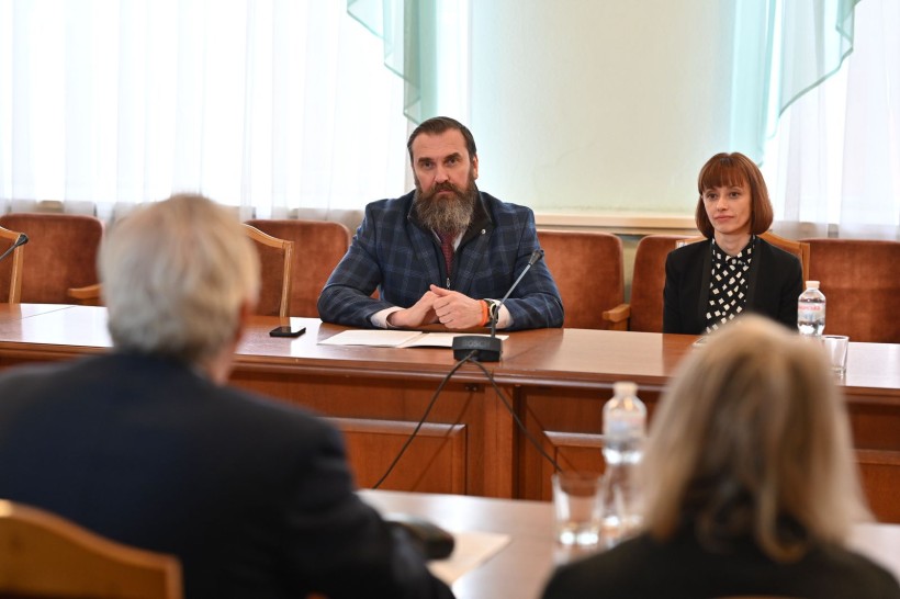 The Ministry of Education and Science and PrivatBank have started joint development of a digital platform for distance learning.