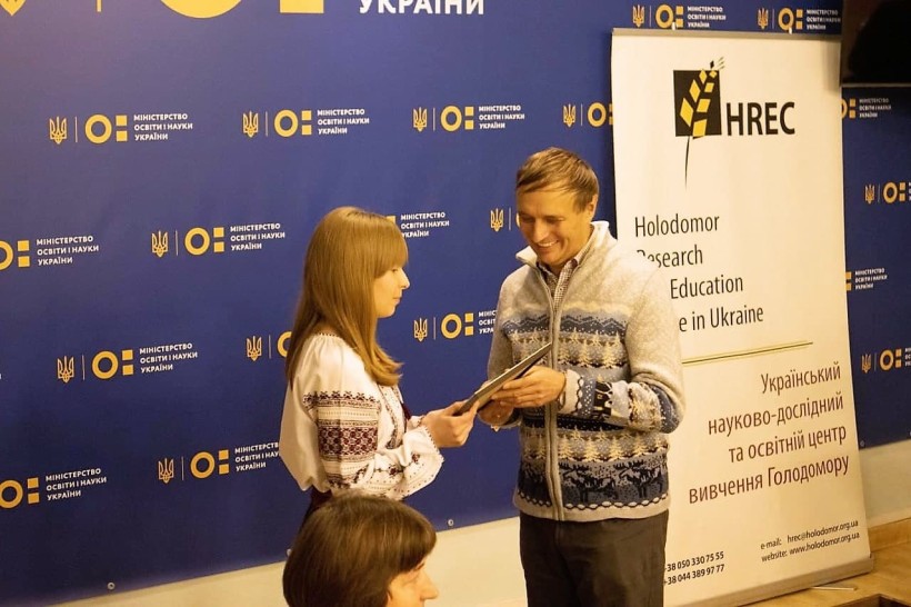 Нагороджено переможців Конкурсу наукових і мистецьких робіт імені Володимира Маняка та Лідії Коваленко