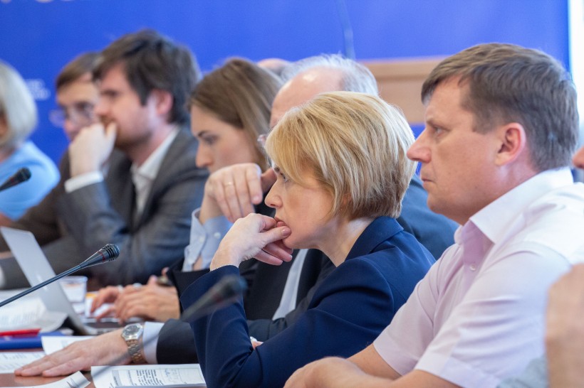 МОН та угорська громада продовжать консультації щодо імплементації мовної статті Закону «Про освіту»