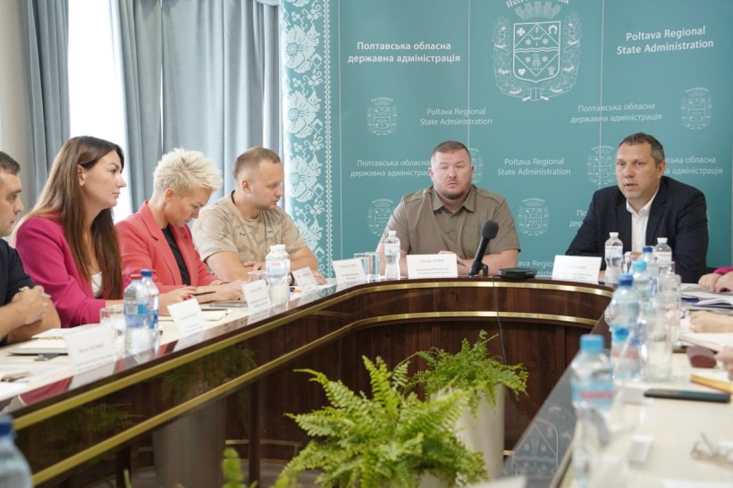 У Полтаві за участю Держсекретаря МОН проведено нараду щодо готовності області до початку нового навчального року