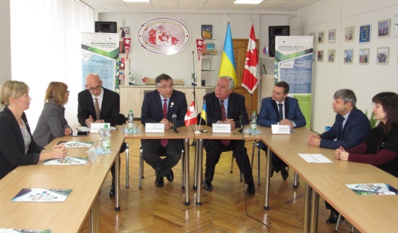В ЦНТУ відкрили «Українсько-Канадський Центр»