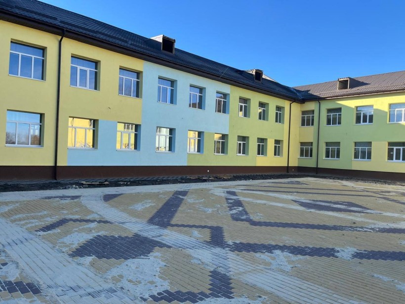 До кінця року Красилівський і Катюжанський ліцеї на Київщині відбудують за кошти зі збору UNITED24