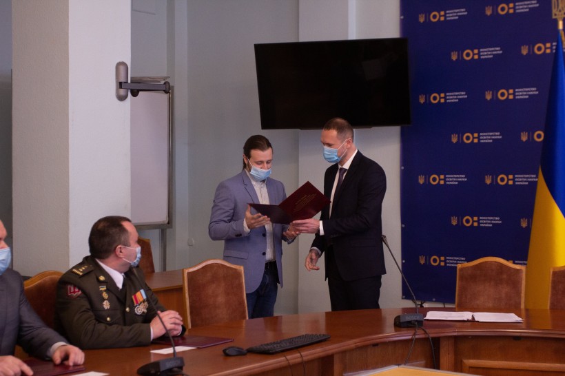 Сергій Шкарлет вручив нагороди лауреатам Премії Кабінету Міністрів України за розроблення і впровадження інноваційних технологій