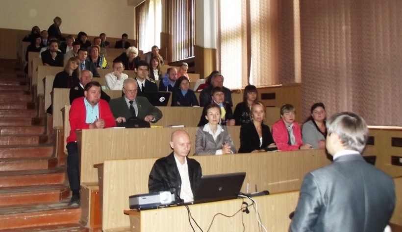 Кіровоградським університетам розповіли про проекти Erasmus+