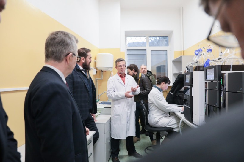 Модернізація університетів: як використовують сучасне обладнання у Харківському національному університеті імені В. Н. Каразіна